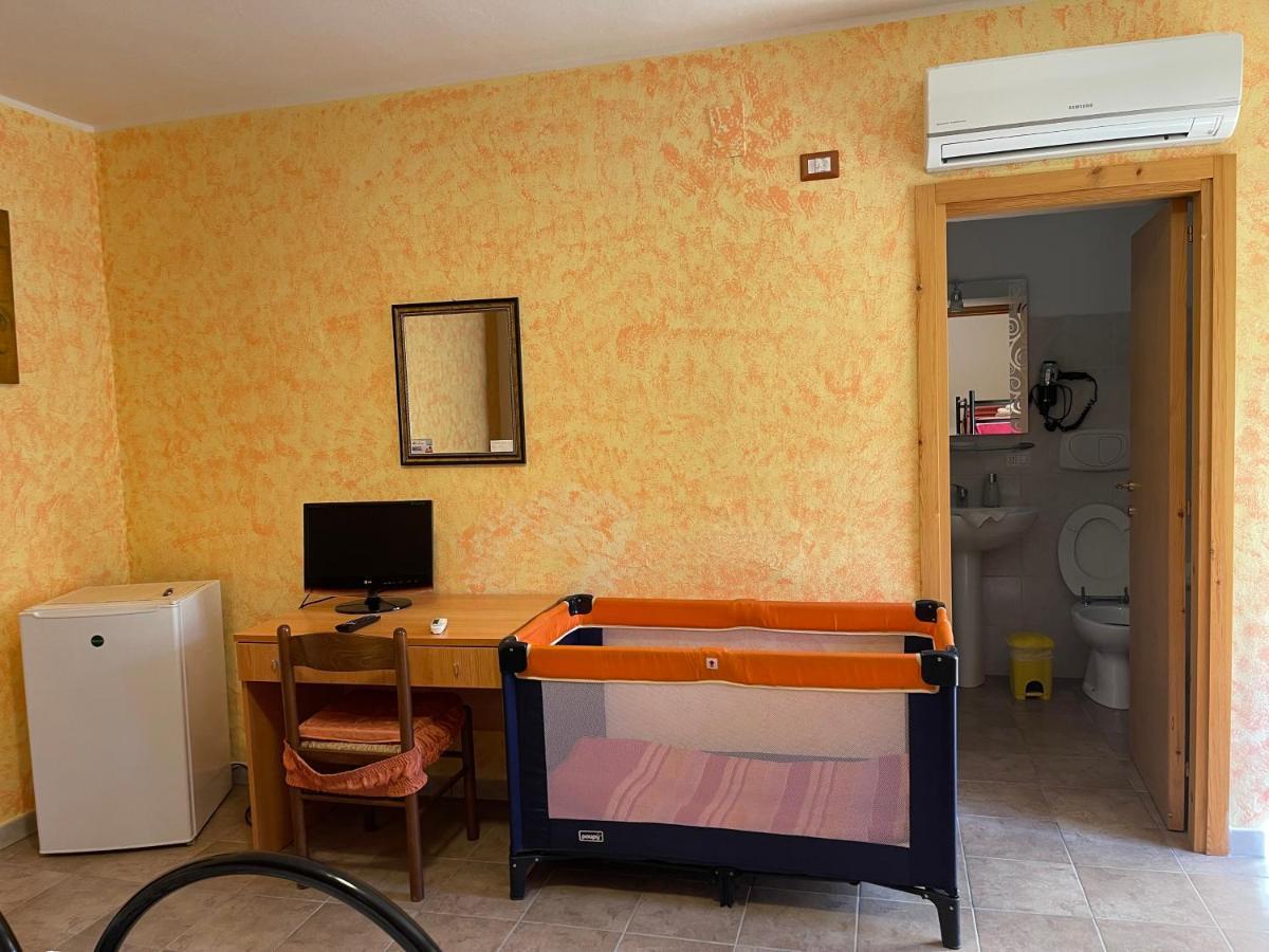 B&B Sterlizia Santa Maria la Palma Exterior foto